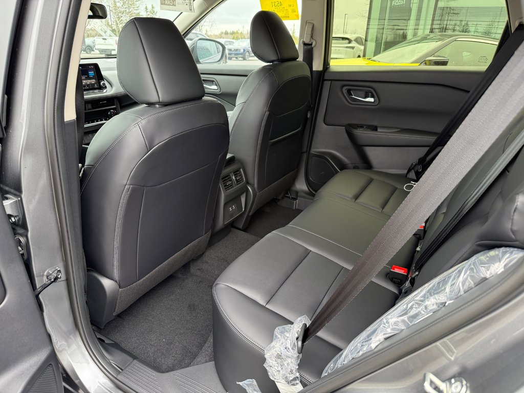 2025 Nissan Rogue AWD Midnight Edition in Bathurst, New Brunswick - 10 - w1024h768px