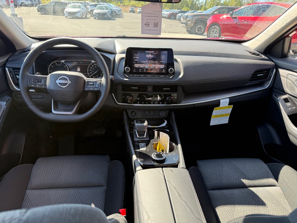 2025 Nissan Rogue AWD SV Moonroof in Bathurst, New Brunswick - 12 - w1024h768px