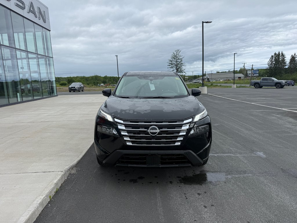 2026 Nissan Rogue AWD S in Bathurst, New Brunswick - 2 - w1024h768px