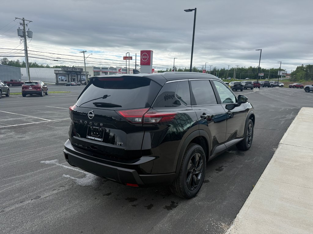 2026 Nissan Rogue AWD SV Moonroof in Bathurst, New Brunswick - 5 - w1024h768px