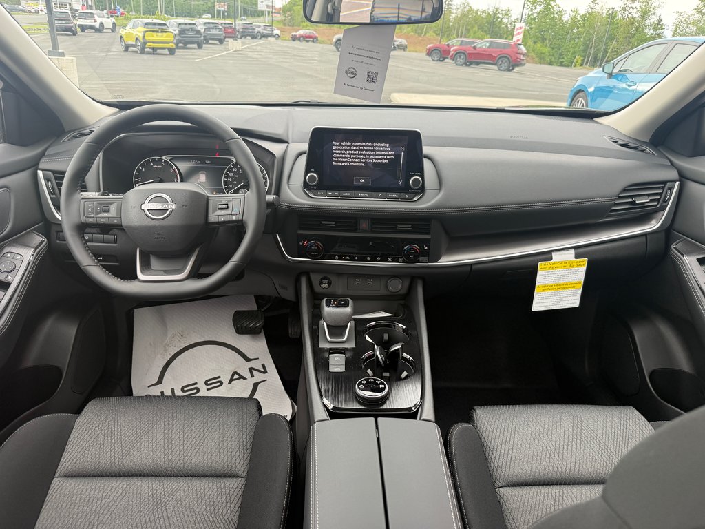 2026 Nissan Rogue AWD SV Moonroof in Bathurst, New Brunswick - 12 - w1024h768px