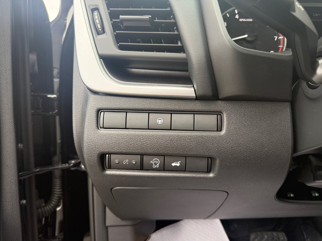 2026 Nissan Rogue AWD SV Moonroof in Bathurst, New Brunswick - 16 - w1024h768px