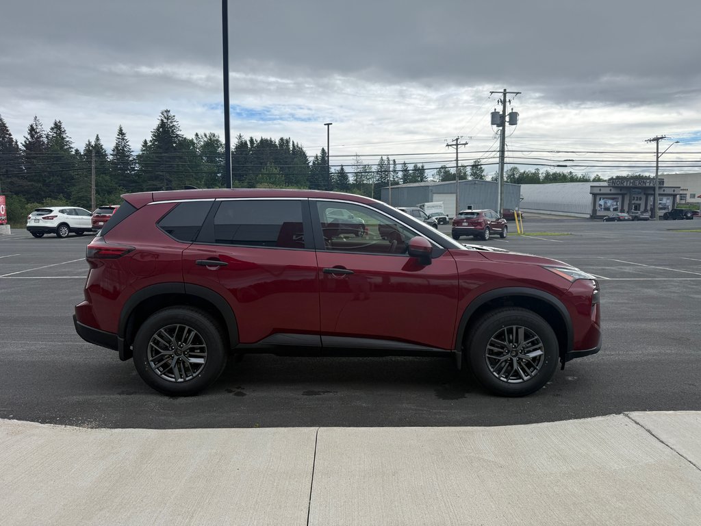 2026 Nissan Rogue AWD S in Bathurst, New Brunswick - 4 - w1024h768px