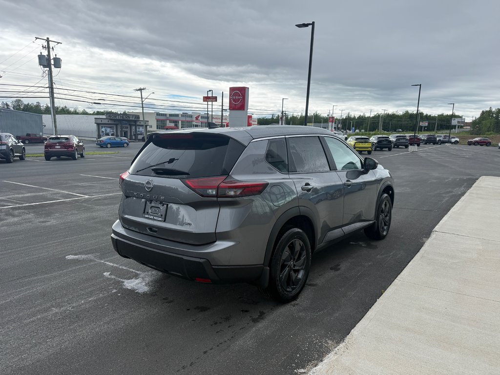 2026 Nissan Rogue AWD SV Moonroof in Bathurst, New Brunswick - 5 - w1024h768px