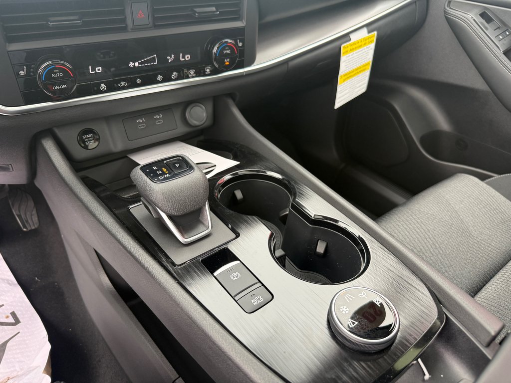 2026 Nissan Rogue AWD SV Moonroof in Bathurst, New Brunswick - 20 - w1024h768px