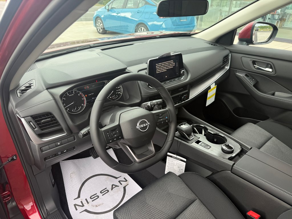 2026 Nissan Rogue AWD SV Moonroof in Bathurst, New Brunswick - 16 - w1024h768px