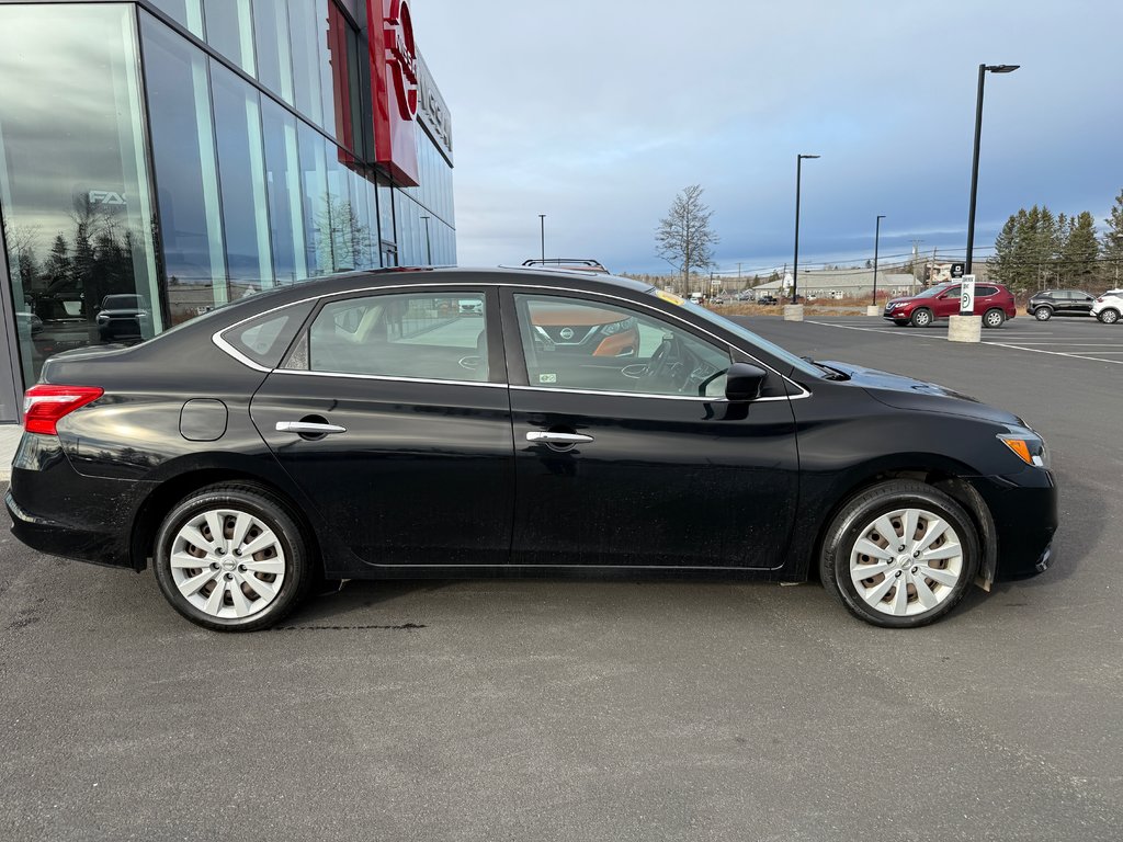 2019 Nissan Sentra 1.8 SV CVT in Bathurst, New Brunswick - 4 - w1024h768px