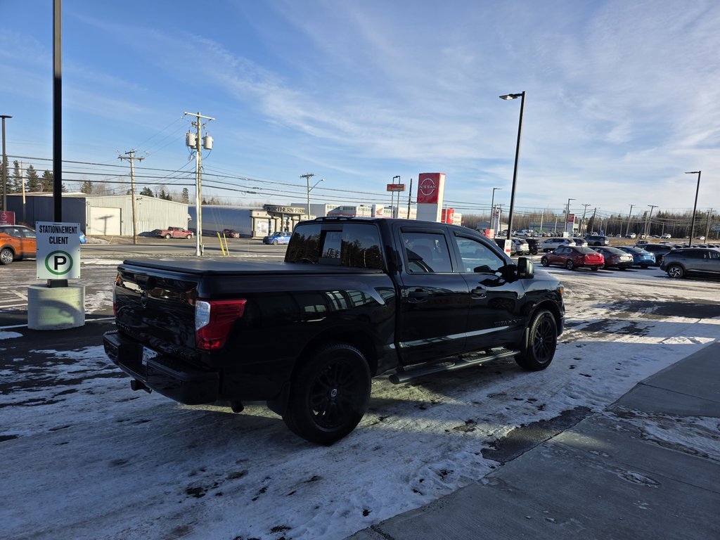 Nissan Titan Crew Cab SV Midnight Edition 2018 à Bathurst, Nouveau-Brunswick - 6 - w1024h768px