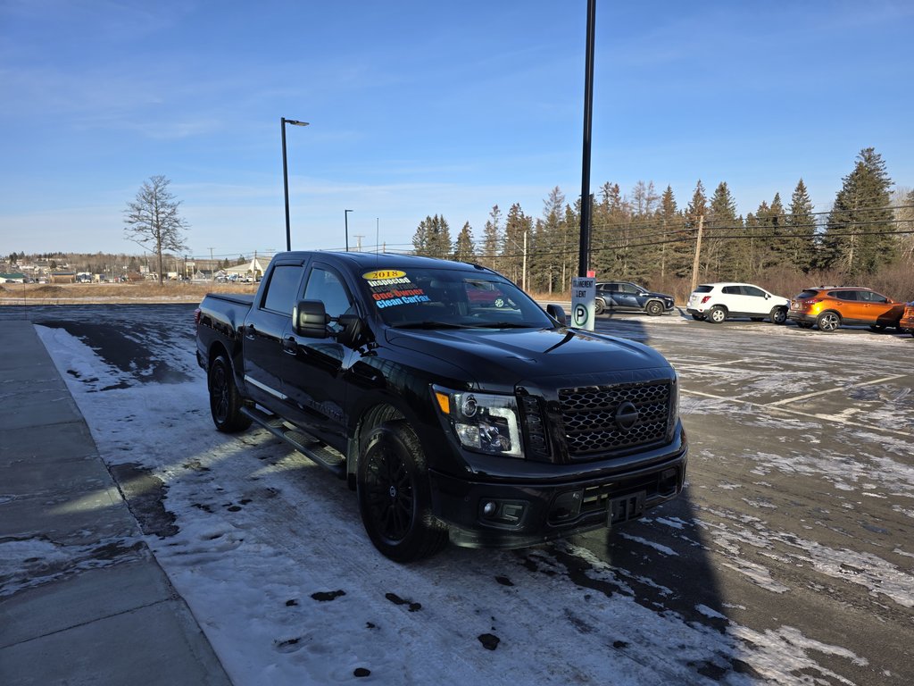 Nissan Titan Crew Cab SV Midnight Edition 2018 à Bathurst, Nouveau-Brunswick - 4 - w1024h768px