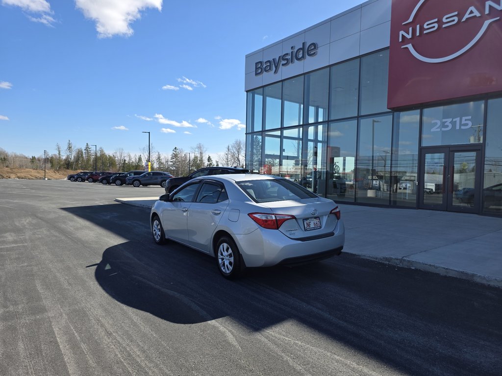 2016 Toyota Corolla 4-door Sedan CE 4A in Bathurst, New Brunswick - 8 - w1024h768px