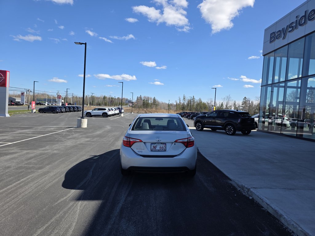 2016 Toyota Corolla 4-door Sedan CE 4A in Bathurst, New Brunswick - 7 - w1024h768px