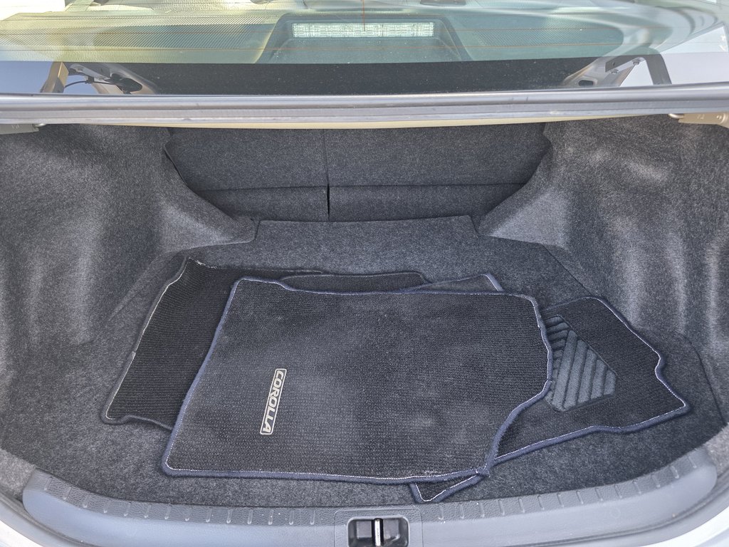 2016 Toyota Corolla 4-door Sedan CE 4A in Bathurst, New Brunswick - 10 - w1024h768px