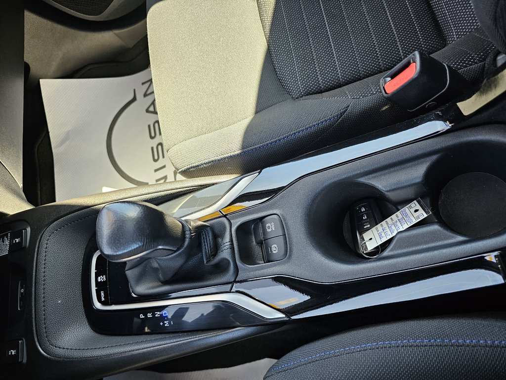 Toyota Corolla 4-door Sedan SE CVT 2020 à Bathurst, Nouveau-Brunswick - 11 - w1024h768px