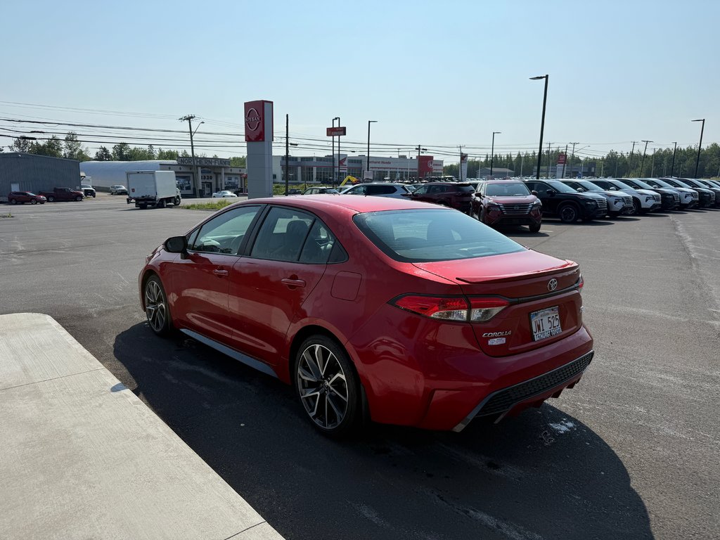 2020 Toyota Corolla 4-door Sedan SE CVT in Bathurst, New Brunswick - 4 - w1024h768px