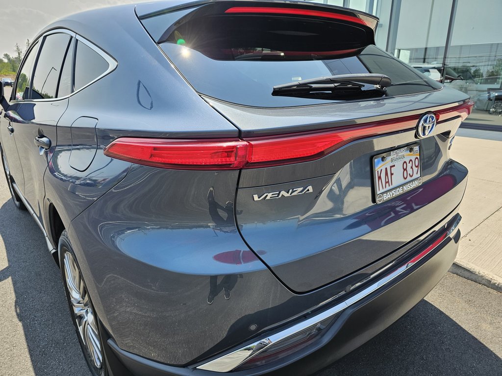 2021 Toyota VENZA HYBRID Venza Limited in Bathurst, New Brunswick - 13 - w1024h768px