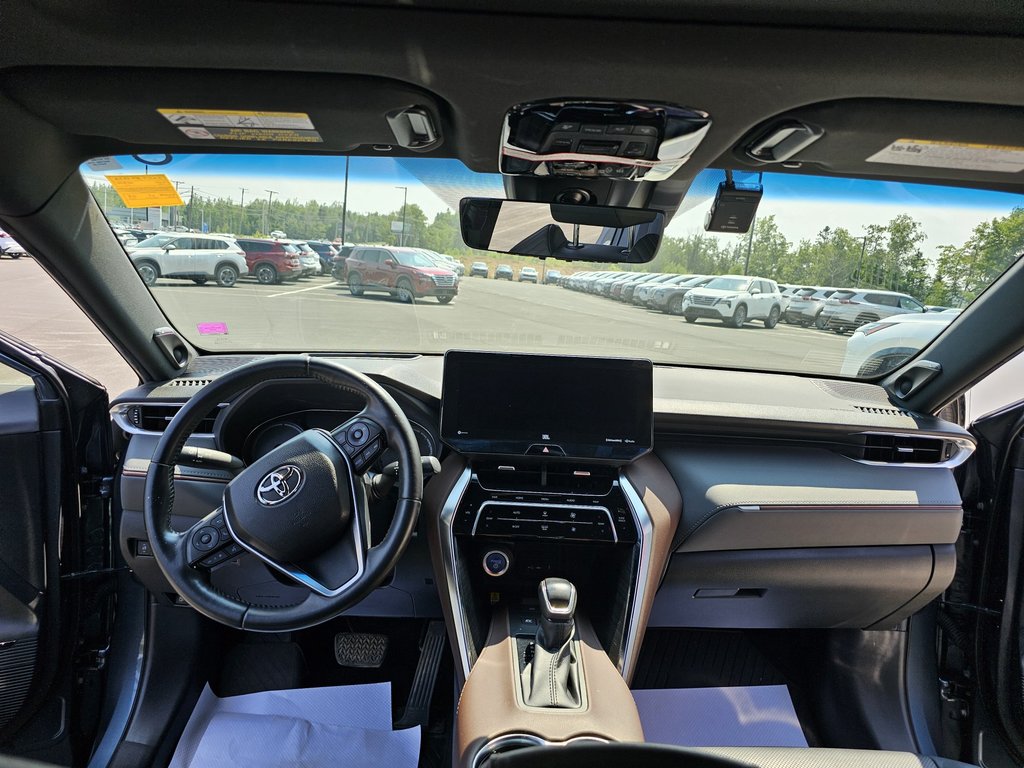 2021 Toyota VENZA HYBRID Venza Limited in Bathurst, New Brunswick - 25 - w1024h768px