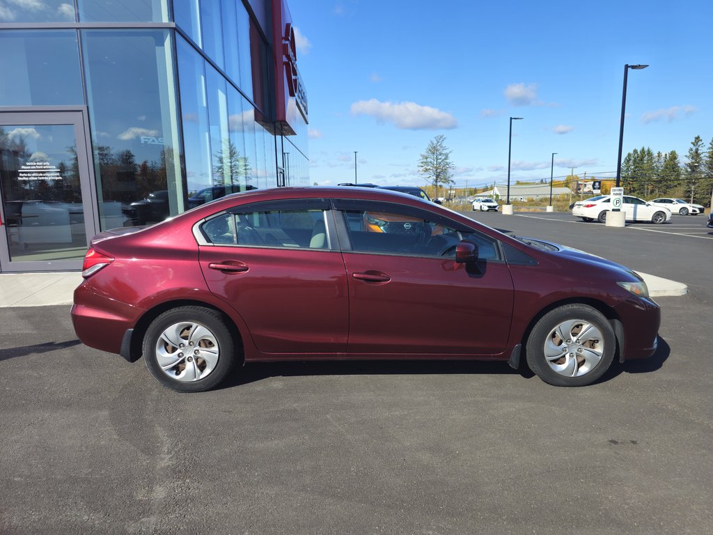 2015  Civic Sedan LX 5MT in Bathurst, New Brunswick - 2 - w1024h768px