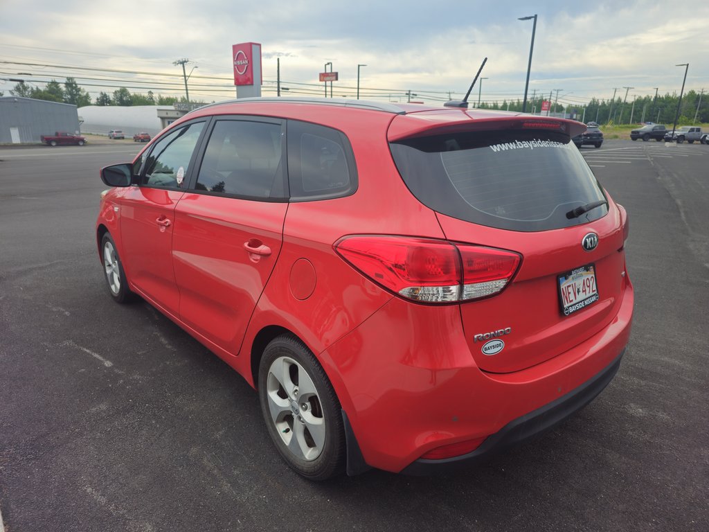 2016  Rondo LX - at in Bathurst, New Brunswick - 5 - w1024h768px