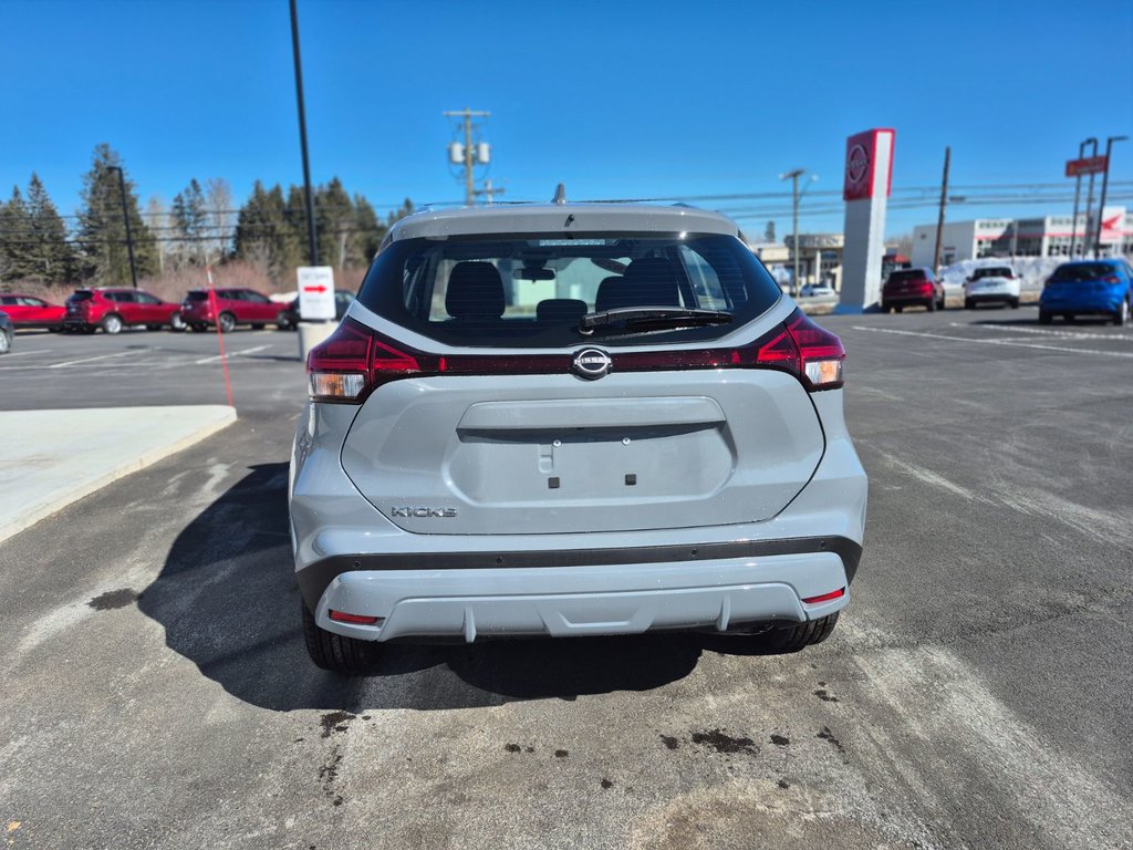 2025 Nissan Kicks Play SV FWD in Bathurst, New Brunswick - 6 - w1024h768px