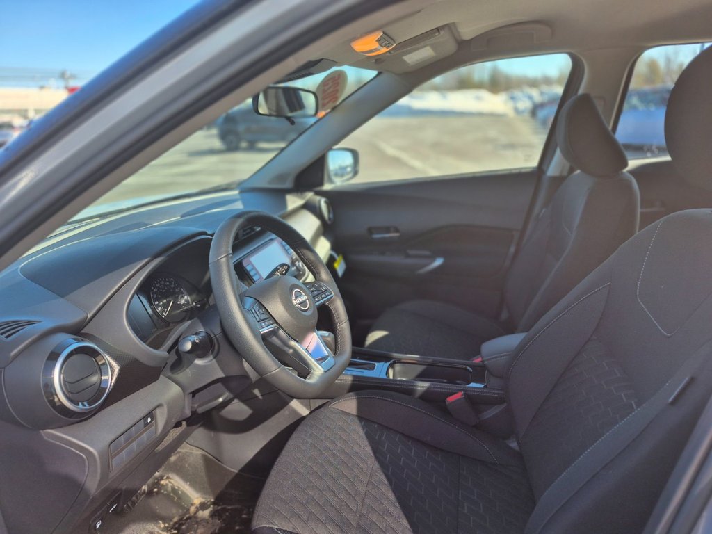 2025 Nissan Kicks Play SV FWD in Bathurst, New Brunswick - 7 - w1024h768px