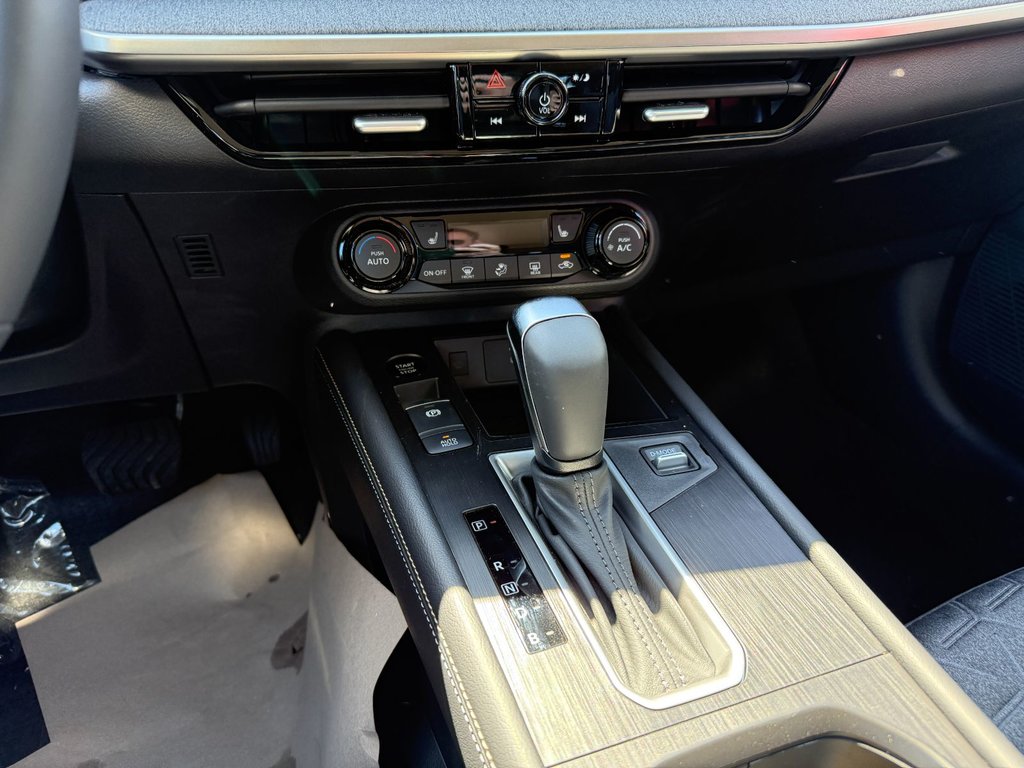 2025 Nissan Kicks SV AWD in Bathurst, New Brunswick - 13 - w1024h768px