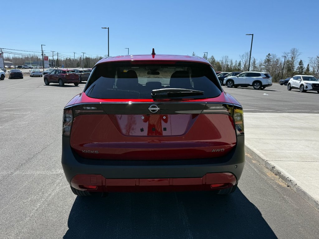 2025 Nissan Kicks SV AWD in Bathurst, New Brunswick - 6 - w1024h768px
