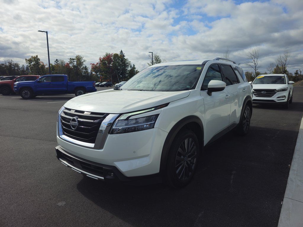 2022  Pathfinder SL V6 4x4 at in Bathurst, New Brunswick - 7 - w1024h768px