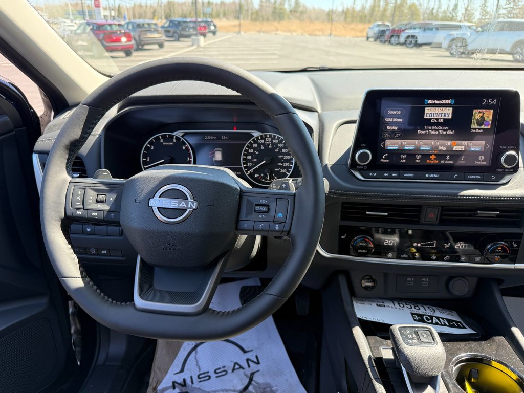 2025 Nissan Rogue AWD SV Moonroof in Bathurst, New Brunswick - 9 - w1024h768px