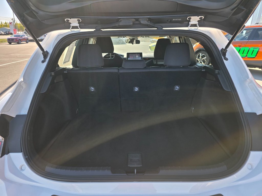 Toyota Corolla Hatchback 6M 2019 à Bathurst, Nouveau-Brunswick - 9 - w1024h768px