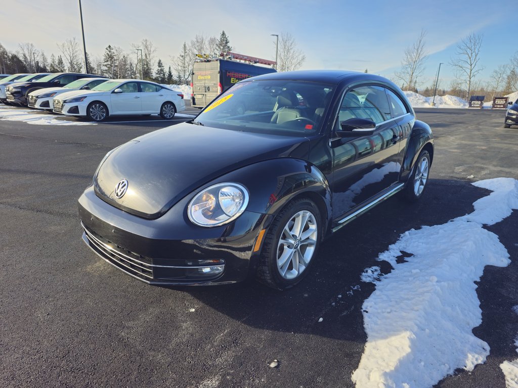 2015  The Beetle Comfortline 1.8T 6sp at w/ Tip in Bathurst, New Brunswick - 7 - w1024h768px