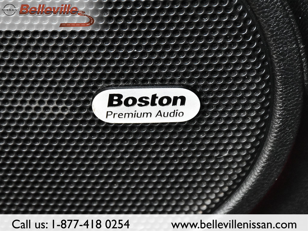 2013 Chevrolet Camaro in Belleville, Ontario - 15 - w1024h768px