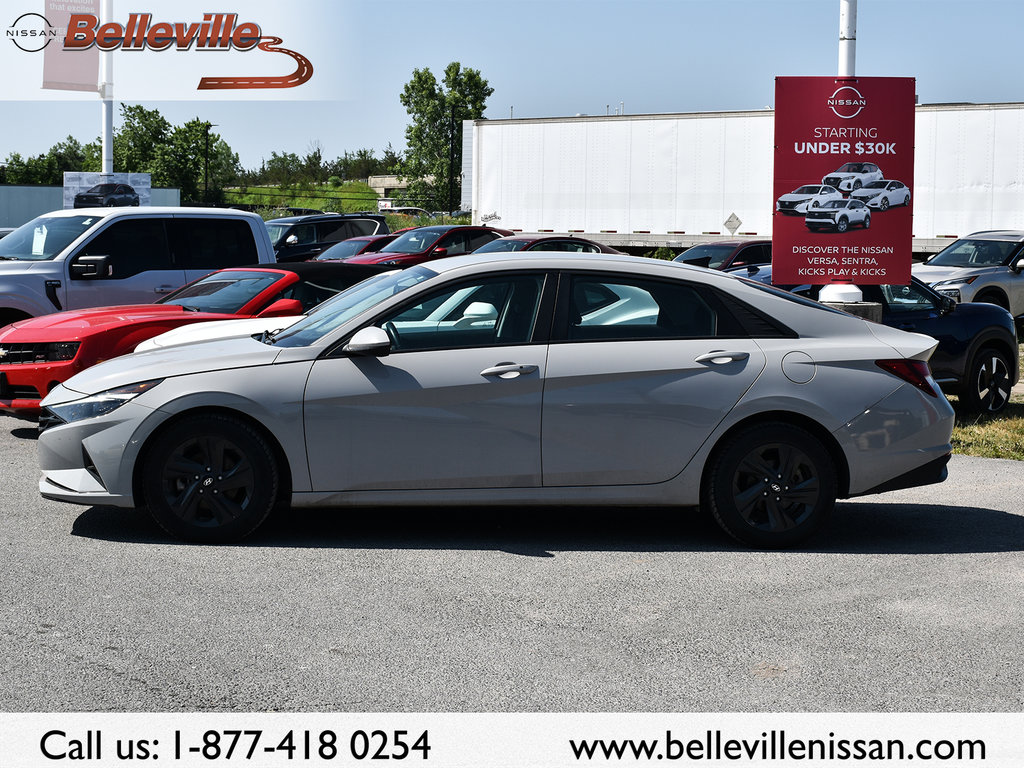 2021 Hyundai Elantra in Belleville, Ontario - 5 - w1024h768px