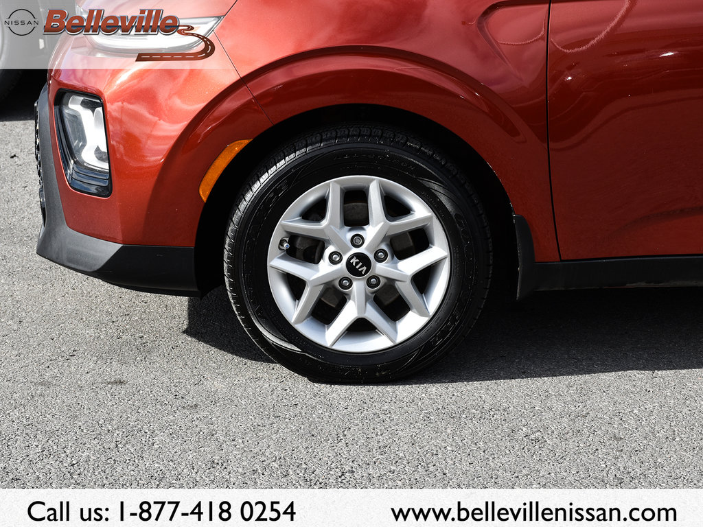 2020 Kia Soul in Belleville, Ontario - 4 - w1024h768px