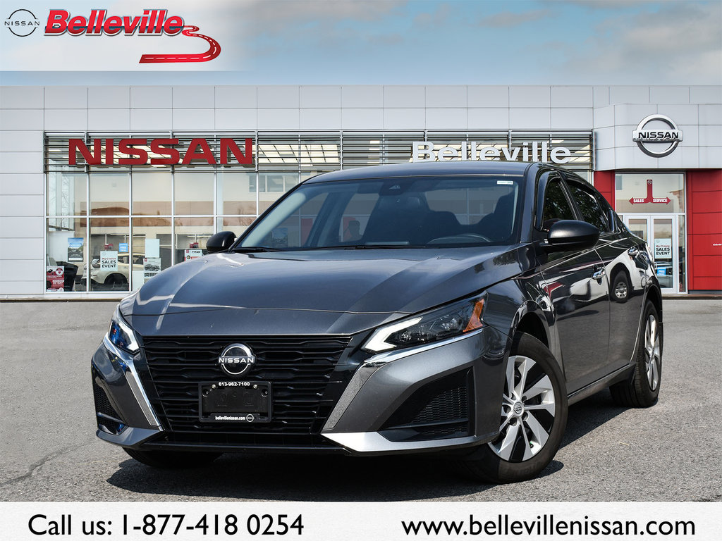 2024 Nissan Altima in Pickering, Ontario - 1 - w1024h768px