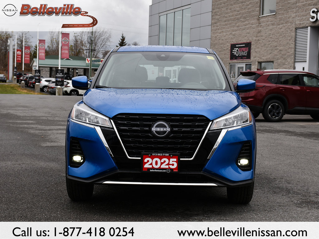 2025 Nissan KICKS PLAY in Pickering, Ontario - 3 - w1024h768px