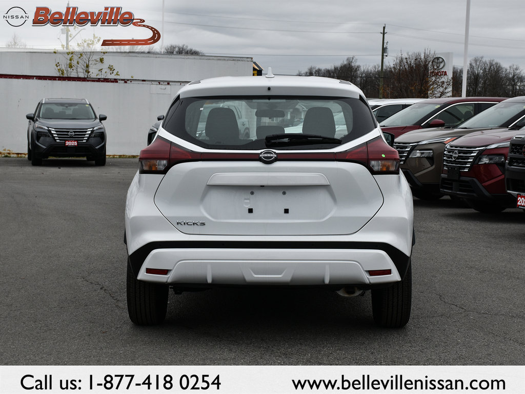 2025 Nissan KICKS PLAY in Pickering, Ontario - 7 - w1024h768px