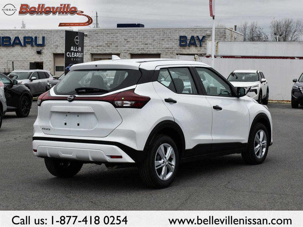 2025 Nissan KICKS PLAY in Pickering, Ontario - 8 - w1024h768px