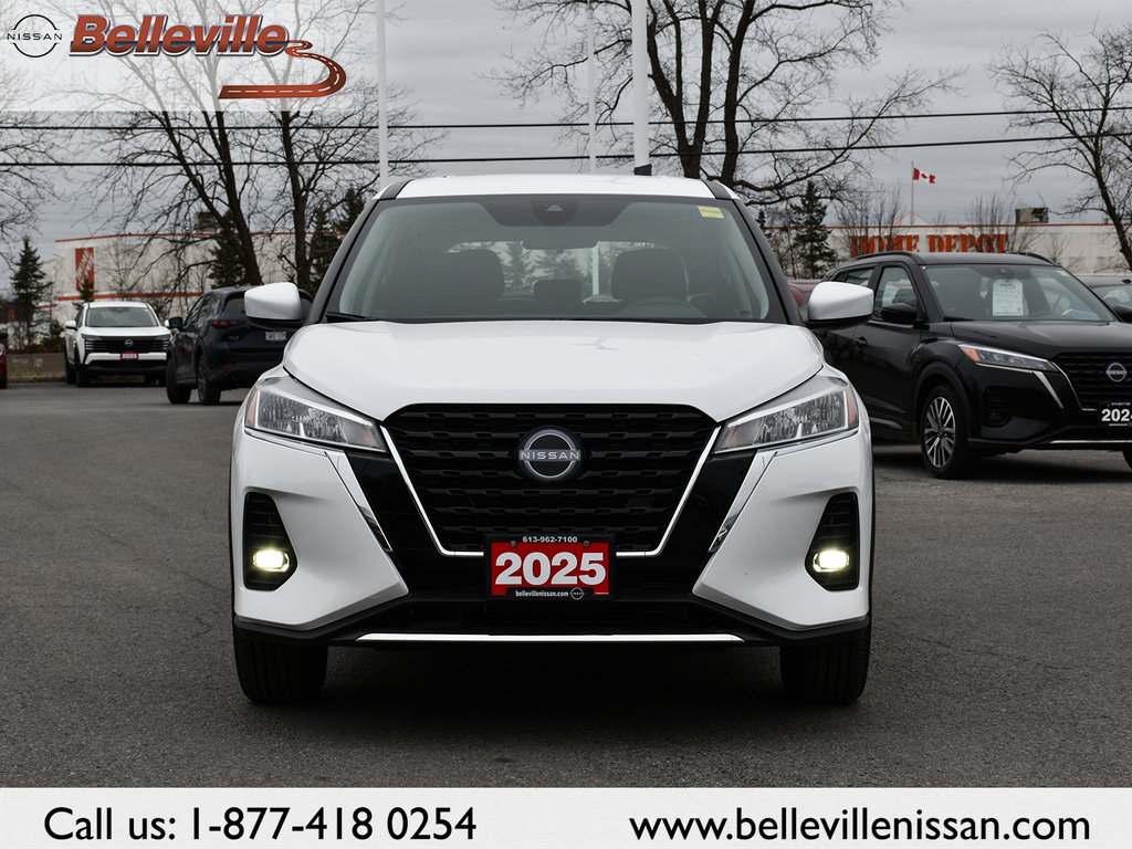 2025 Nissan KICKS PLAY in Pickering, Ontario - 3 - w1024h768px