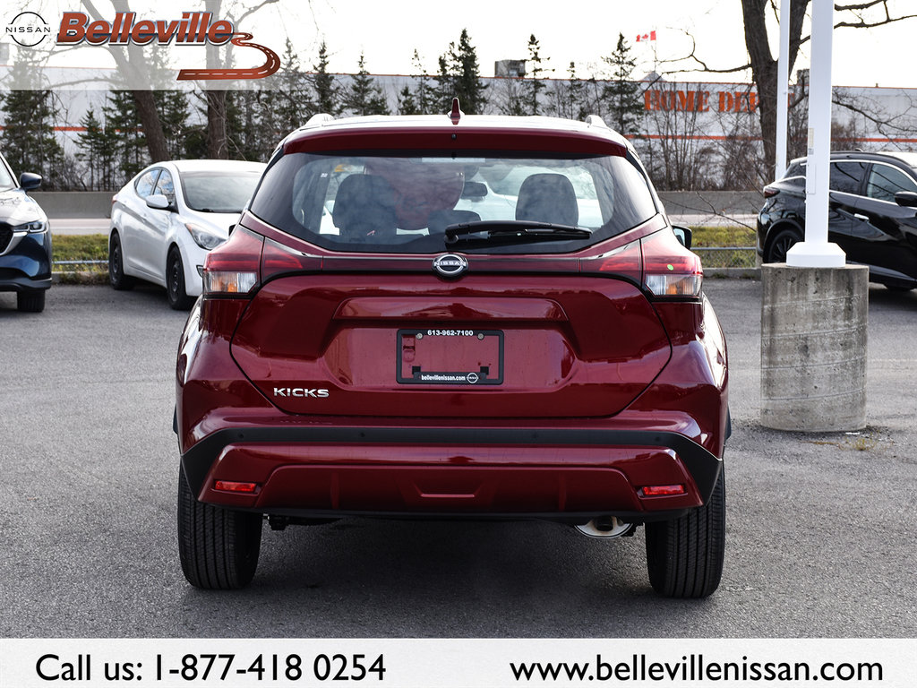 2025 Nissan KICKS PLAY in Pickering, Ontario - 7 - w1024h768px