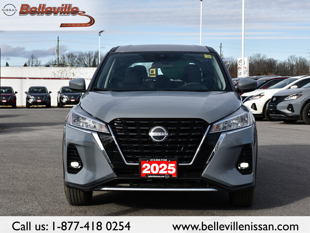 2025 Nissan KICKS PLAY in Pickering, Ontario - 2 - w1024h768px