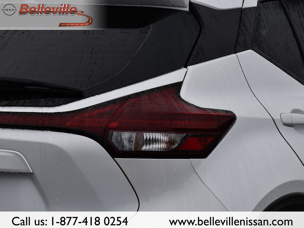 2022 Nissan KICKS in Belleville, Ontario - 8 - w1024h768px