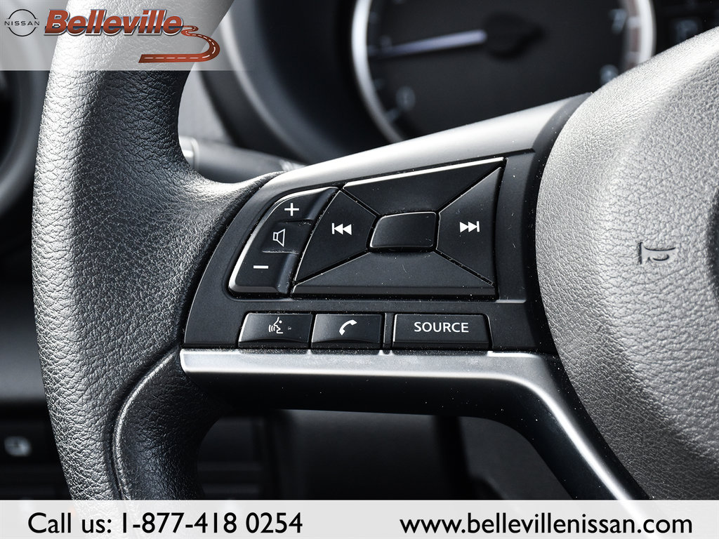 2022 Nissan Kicks in Belleville, Ontario - 24 - w1024h768px