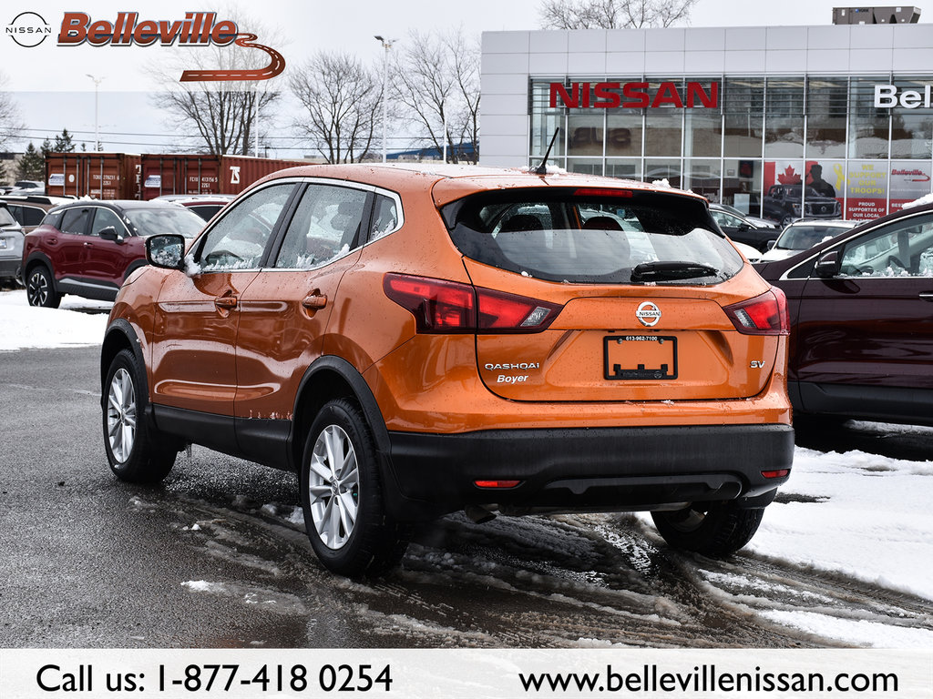 2017 Nissan Qashqai in Belleville, Ontario - 6 - w1024h768px