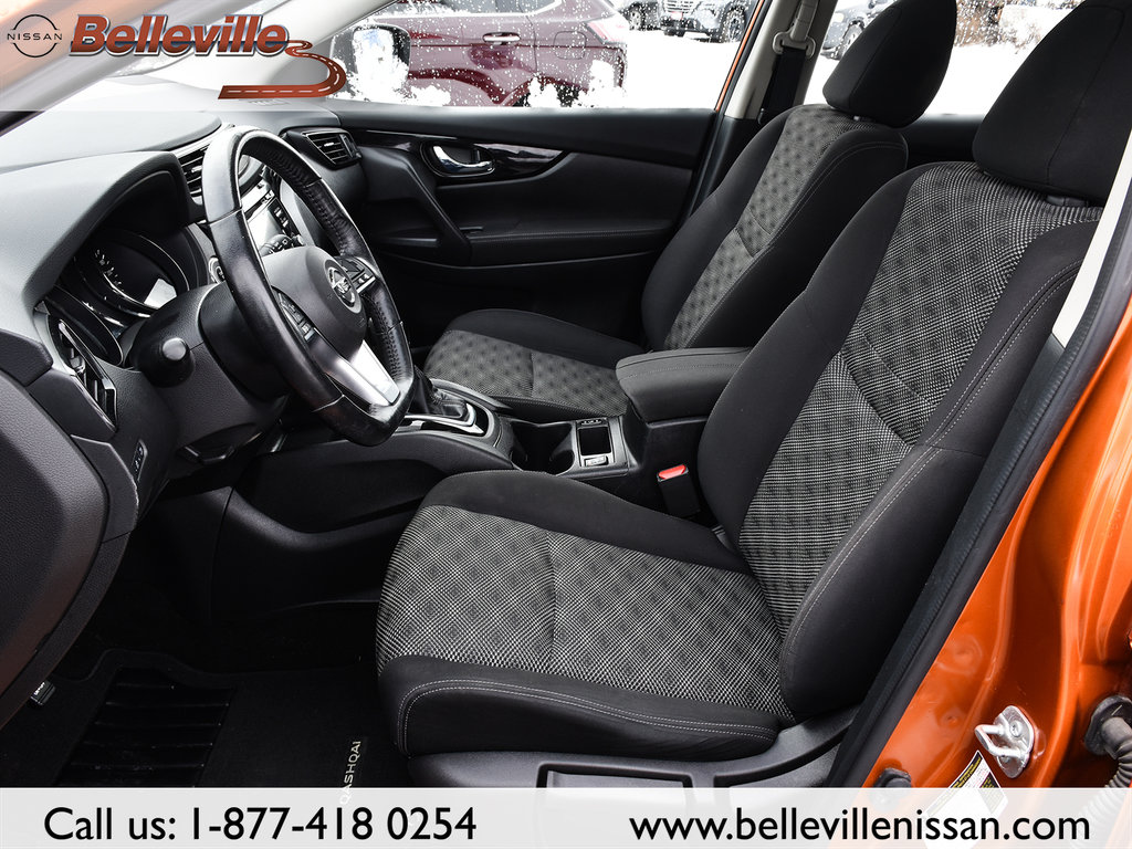 2017 Nissan Qashqai in Belleville, Ontario - 12 - w1024h768px