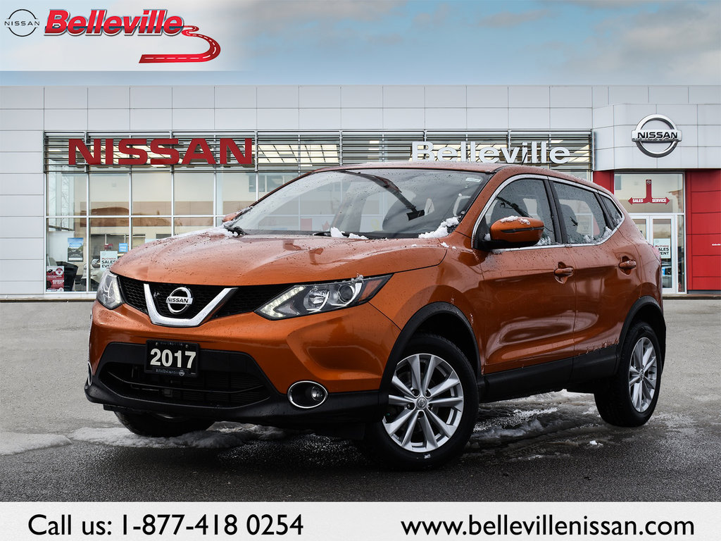 2017 Nissan Qashqai in Belleville, Ontario - 1 - w1024h768px