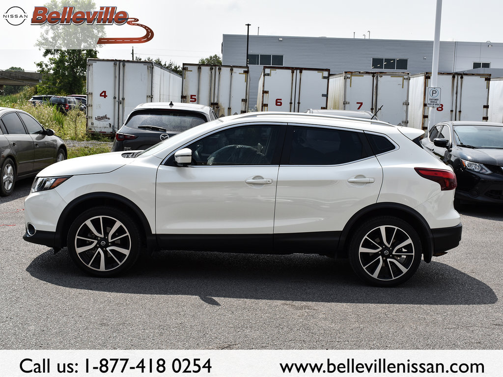 2019 Nissan Qashqai in Pickering, Ontario - 5 - w1024h768px