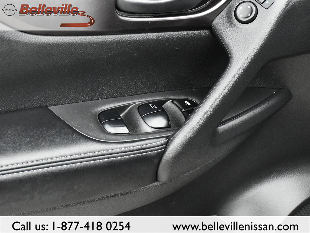 2020 Nissan Qashqai in Belleville, Ontario - 9 - w1024h768px