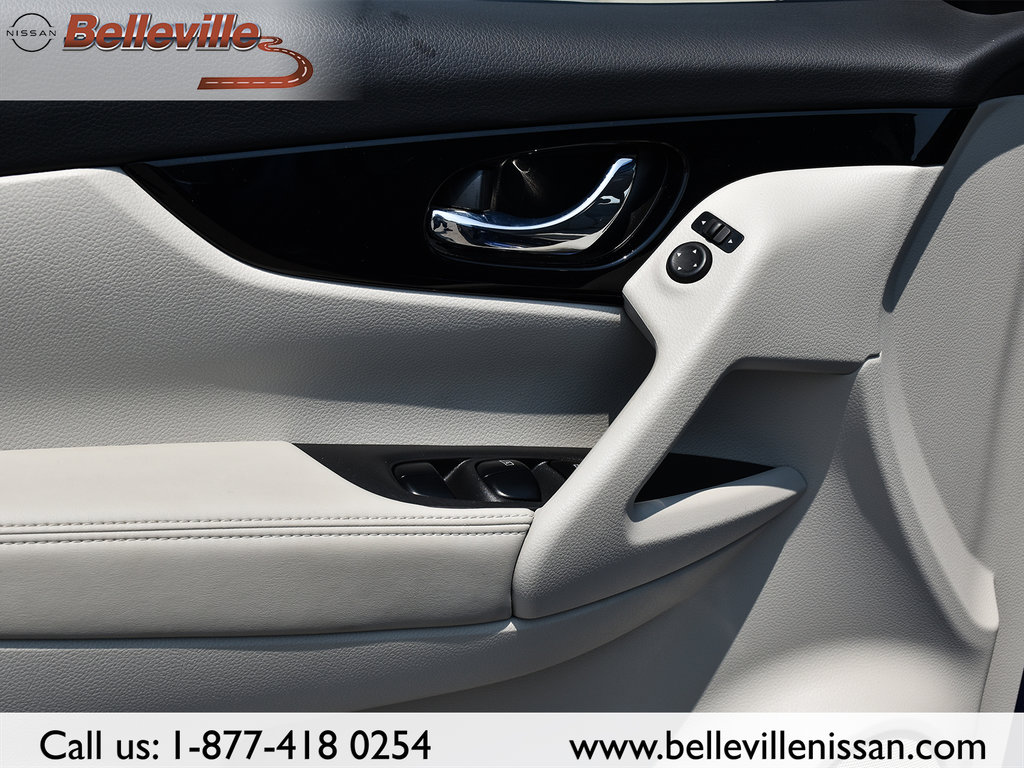2021 Nissan Qashqai in Belleville, Ontario - 10 - w1024h768px