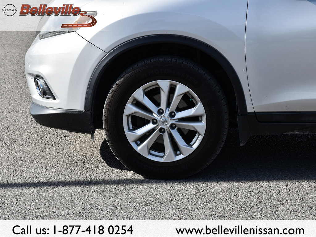 2016 Nissan Rogue in Belleville, Ontario - 4 - w1024h768px