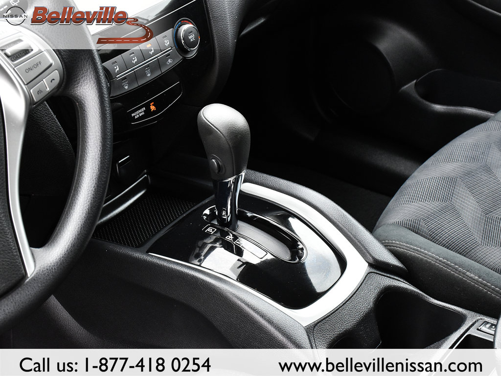 2016 Nissan Rogue in Belleville, Ontario - 11 - w1024h768px